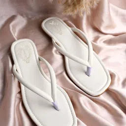 Shoetopia Kids White Thong Sandals image 1