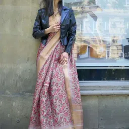 Elora Grey Floral Print Saree With Unstitched Blouse-image-25