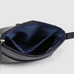 Hidesign Textured Leather Structured Sling Bag image 5