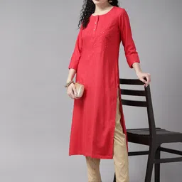 Cayman Yoke Design Kurta image 5