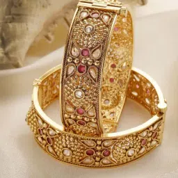 Karatcart Gold Plated Round Floral Design Kundan Bangles for Women Set of 2-picture-10