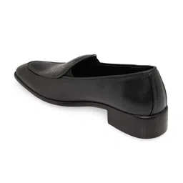 NR By Nidhi Rathi Men Loafers image 3