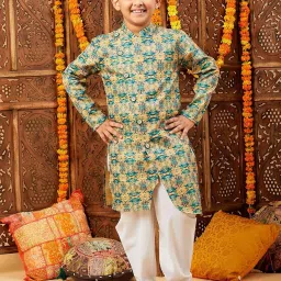 StyloBug Boys Green Printed Kurta Set image 1