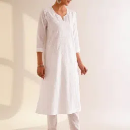 Jaypore White Chikankari Straight Fit Kurta image 4