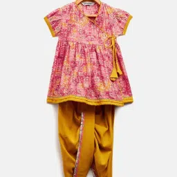 StyloBug Girls Pink Cotton Printed Kurti Set image 1