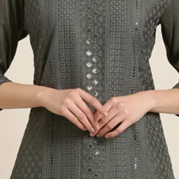 showoffff SHOWOFF Grey Cotton Embellished Kurta image 5