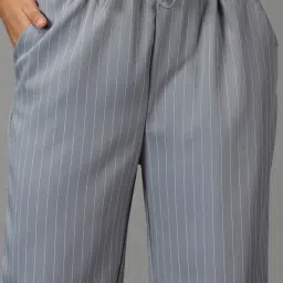 showoffff SHOWOFF Grey Striped Top With Trousers image 5