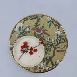 Karo Elira Printed Multicolor Wood Round Tray image 1