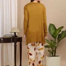 Sweet Dreams Multi Regular Fit Printed Nightsuit image 2