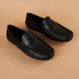CODE by Lifestyle Men Textured Loafers-picture-20