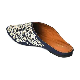 Folksong by W Women's Navy Mule Shoes image 5