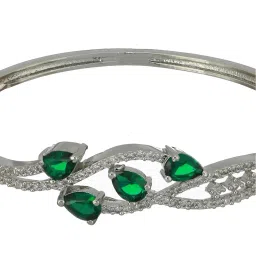 Priyaasi Green Leaf Casual Bracelet image 5