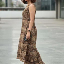 OZIA Women Paisley Printed Regular Pure Cotton Kurta with Palazzos image 3