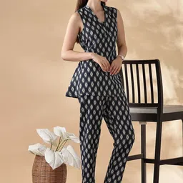 Anouk Printed V-Neck Pure Cotton Tunic & Trouser image 3