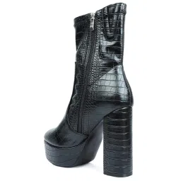 London Rag Women's Black Casual Booties image 5