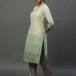 Aurelia Green Regular Fit Animal Kurta image 3