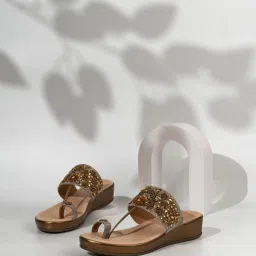 Inc.5 Women's Antique Gold Toe Ring Wedges image 1