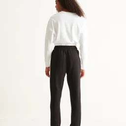 Cover Story White Cotton Printed Crop Sweatshirt image 2