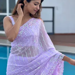 Saree Mall Purple Embellished Saree With Unstitched Blouse image 5