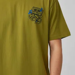 glitchez Men Printed T-shirt image 4