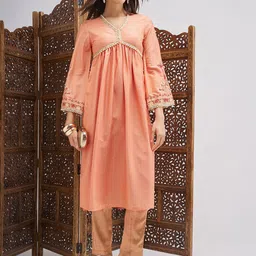 Vishudh Women Embroidered Sequinned Anarkali Kurta-image-90