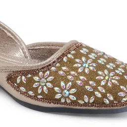 ICONICS Women Ethnic Embellished Mojaris image 2