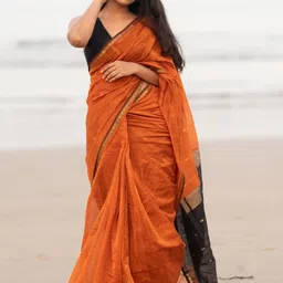 CANIZZARO Woven Design Zari Silk Blend Handloom Banarasi Saree image 3