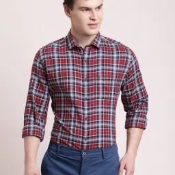 Turtle Red Cotton Slim Fit Checks Shirt image 1