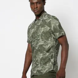 GAP Green Regular Fit Print Shirt image 1