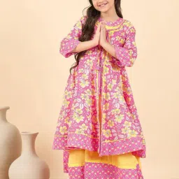 Stylobug Girls Pink Cotton Printed Regular Fit Suit Set-image-55