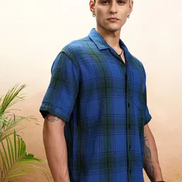 HIGHLANDER Men Cuban Collar Checked Cotton Oversized Casual Shirt image 4