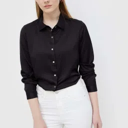 Code by Lifestyle Black Regular Fit Shirt image 1