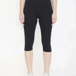 FEELINGS Black Cotton Plain Capris image 1