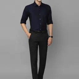 Louis Philippe Navy Cotton Regular Fit Striped Shirt image 5