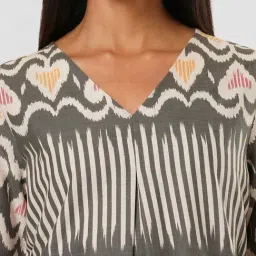 Rangmanch By Pantaloons Grey Cotton Regular Fit Printed Kurta image 5