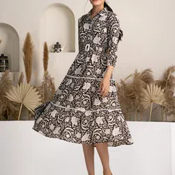 AASK Floral Printed Puff Sleeve Tiered Fit & Flare Dress with Belt-image-44