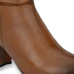 Delize Women's Tan Casual Booties image 4