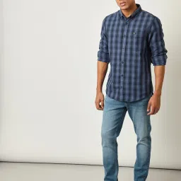 Lee Blue Cotton Regular Fit Checks Shirt image 5