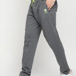 UnderJeans by Spykar Grey Cotton Regular Fit Trackpants image 3