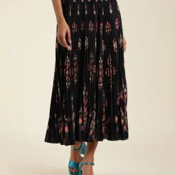 Label Ritu Kumar Black Printed Maxi Pleated Skirt-picture-21