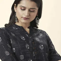 Akkriti by Pantaloons Black Printed Tunic image 5