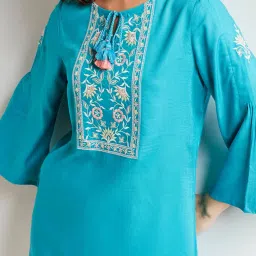 Global Desi Aqua Floral Tunic image 5
