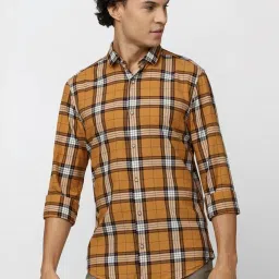 Peter England Yellow Cotton Slim Fit Checks Shirt image 1