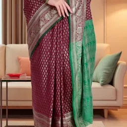 TRAQUILA Woven Design Zari Silk Blend Banarasi Saree image 2
