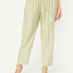 Max Women Solid Embroidered Kurta with Trousers & Dupatta image 3