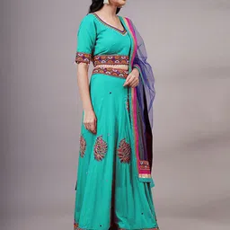 Utsav Fashion Embroidered Thread Work Shibori Ready to Wear Lehenga & Blouse With Dupatta image 4