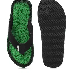 Cozy Wear Men Green Flip Flops image 4