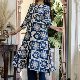 Pistaa Floral Printed Mandarin Collar Kurta With Palazzos image 4