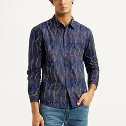 Levis Men Classic Slim Fit Printed Casual Shirt-picture-27