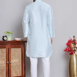 Jompers Floral Printed Mandarin Collar Silk Cotton Straight Kurta with Pyjamas image 3
